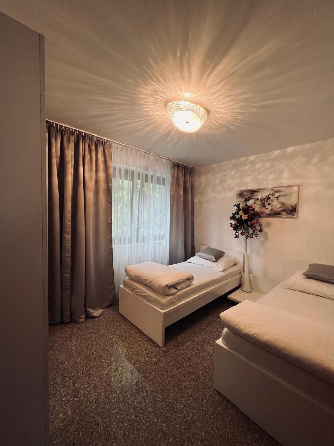 Koliba Apartments 2 บราติสลาวา ภายนอก รูปภาพ